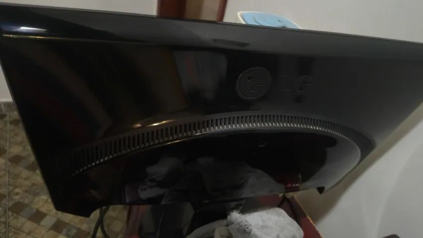 Monitor LG 20 Polegadas Usado 75Hz 2Ms  - Foto 3