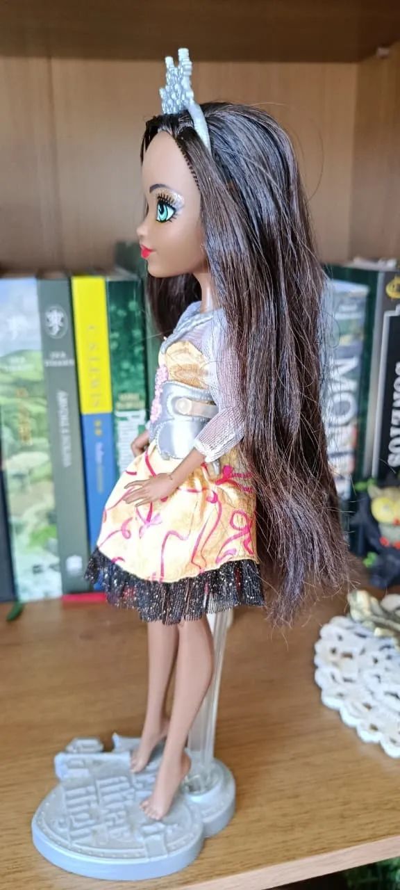 Boneca Ever After High Justine Dancer  - Foto 2