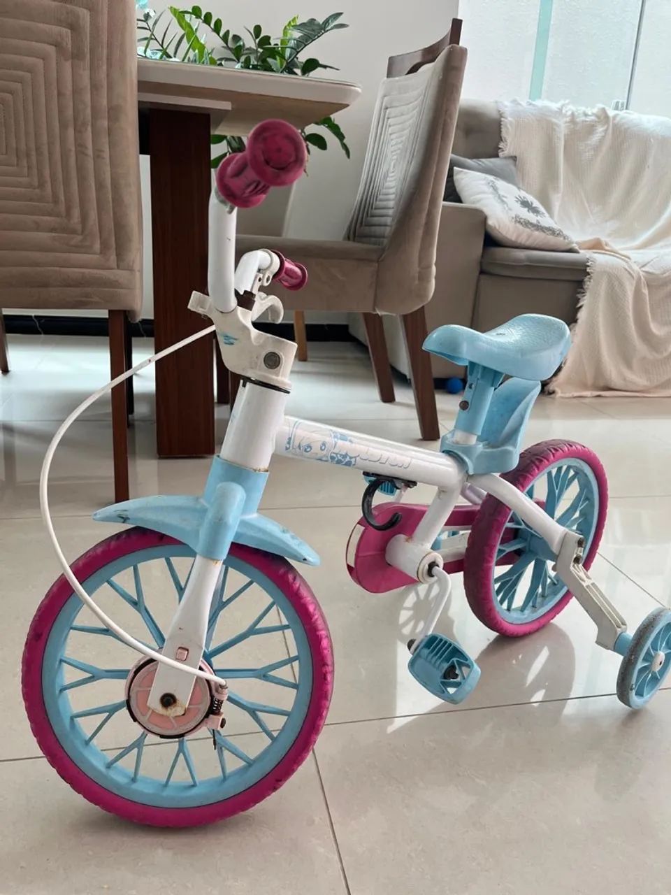 Vende-se Bicicleta Infantil 