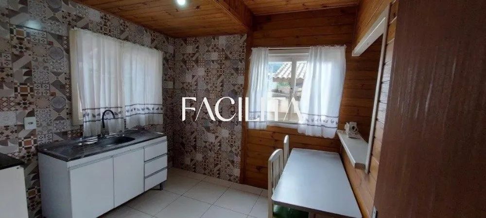 Casa com 3 quartos no bairro Rio Tavares, Florianópolis - Foto 3