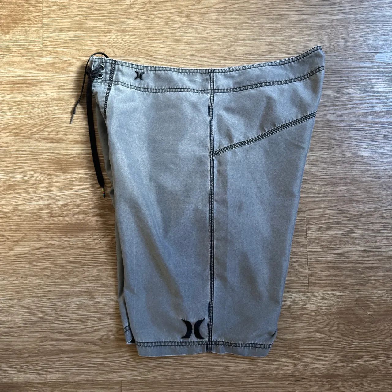 bermuda hurley surf board shorts original - Foto 4