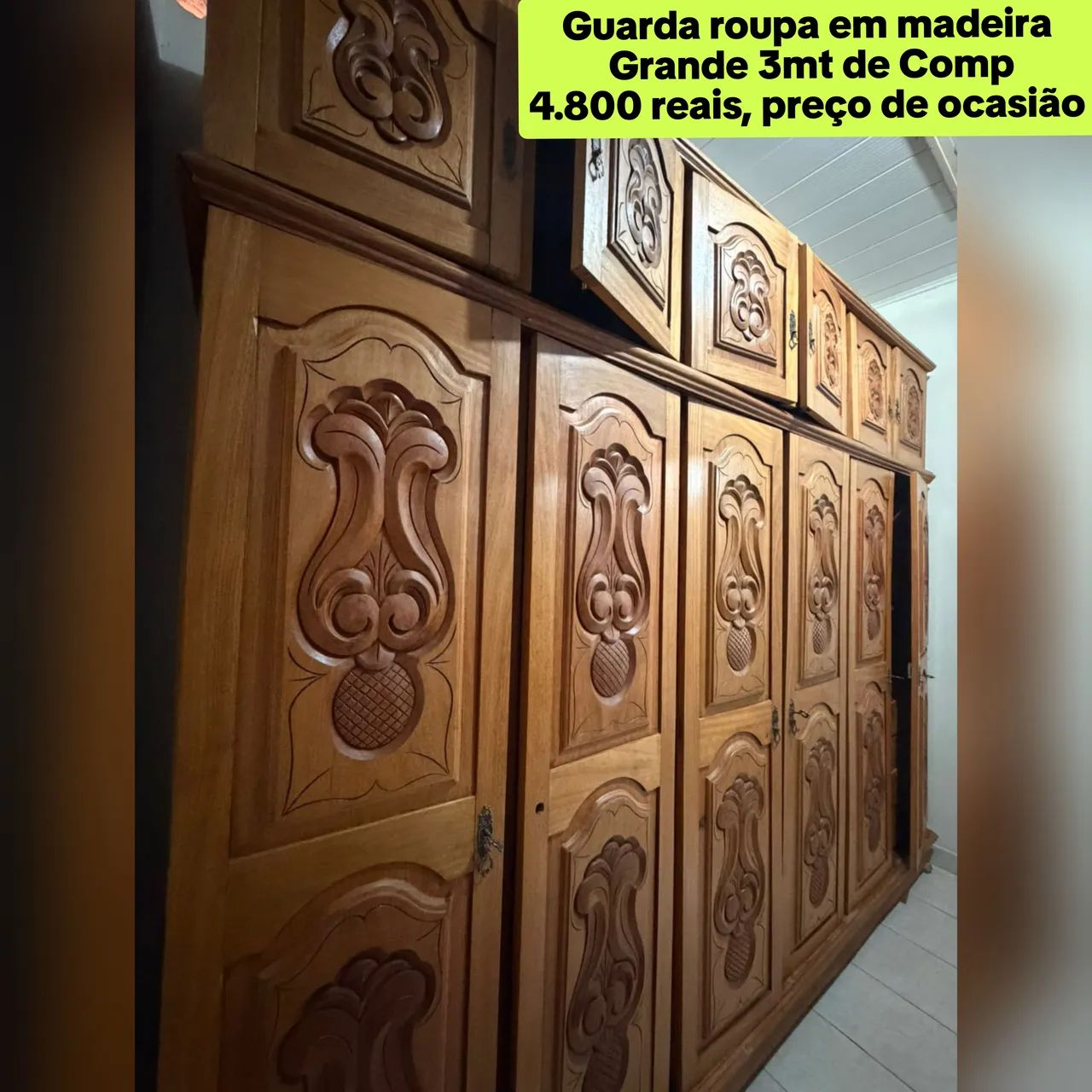 Guarda roupa grande em madeira 