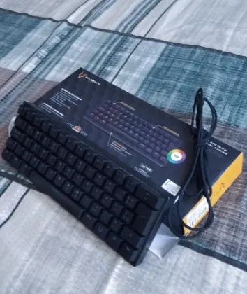 Teclado husk blizzard 60%