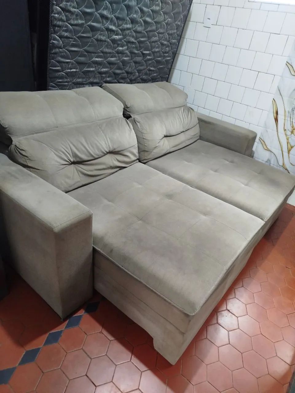 Sofá Retrátil com Baú  - Foto 2