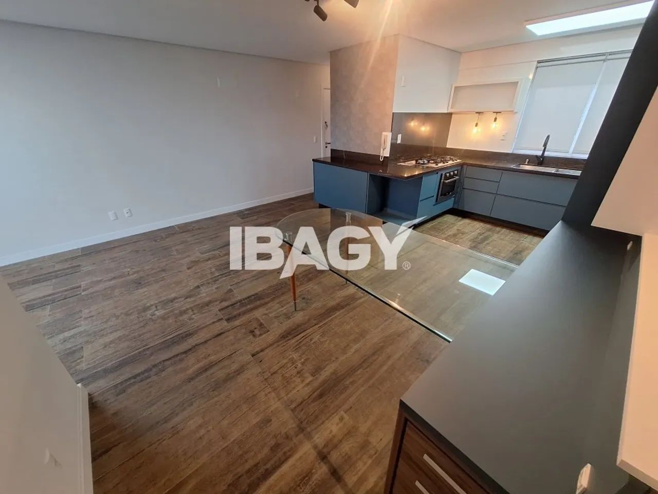 Excelente Apartamento 4 dormitório(s) em Estreito - Florianópolis - Foto 4