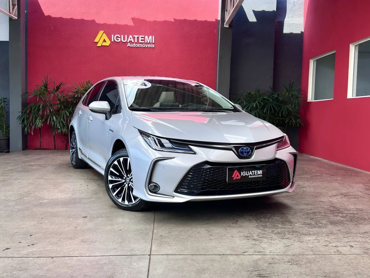 Toyota Corolla Altis Prem. Hybrid 1.8 Flex AUT 2024