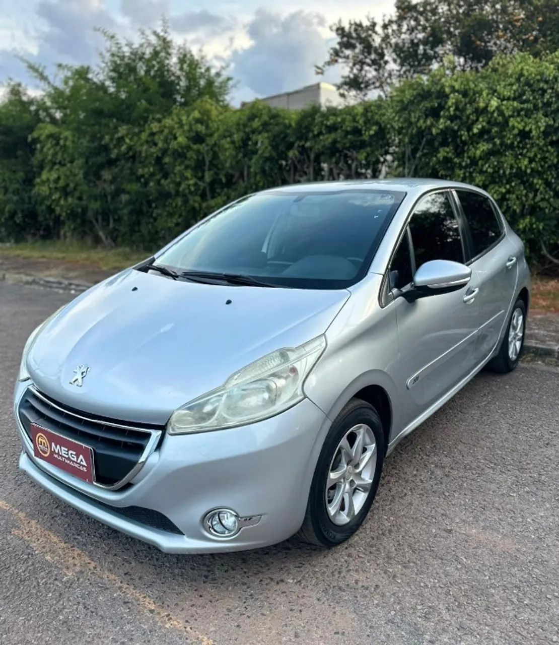 Peugeot 208 2016