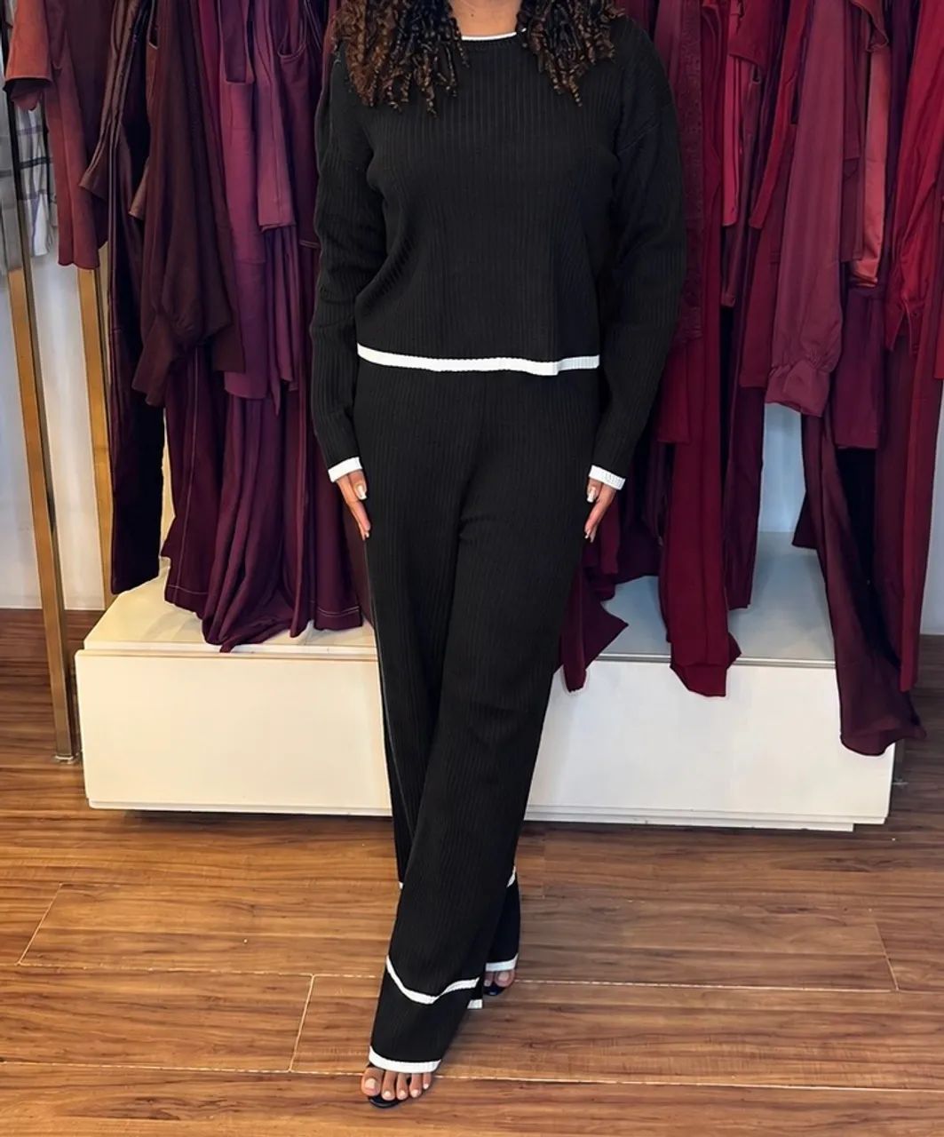 Conjunto modal preto novo  - Foto 2