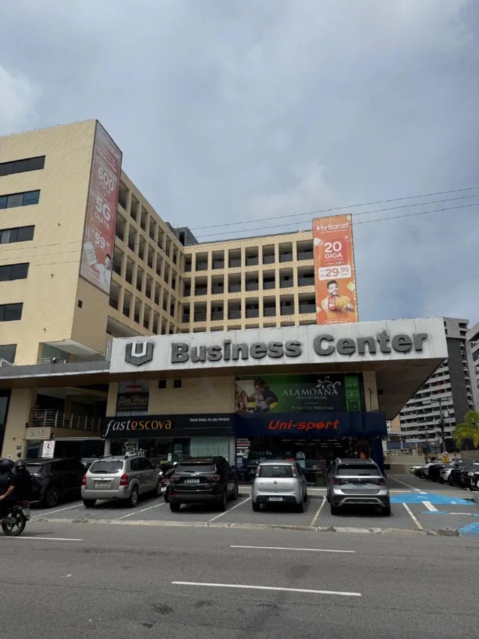 Sala comercial em Manaira 