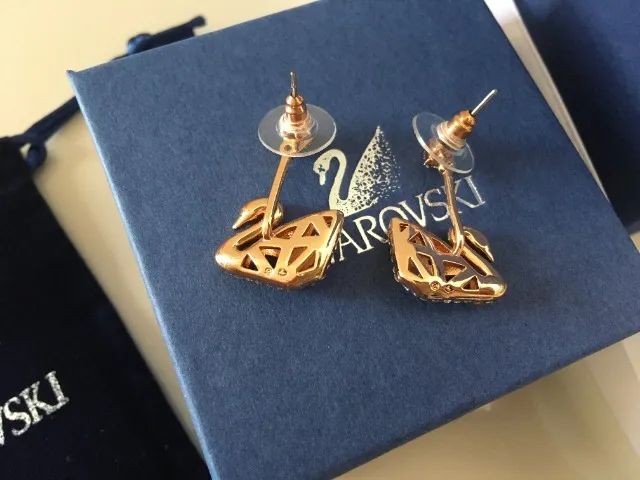 Brinco Cisne com cristais Swarovski - Foto 3