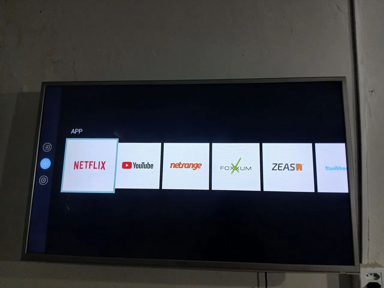 TV SEMP 40 POLEGADAS - Foto 3