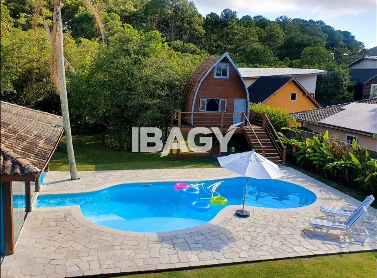 Oportunidade! Casa em Barra da Lagoa - Florianópolis