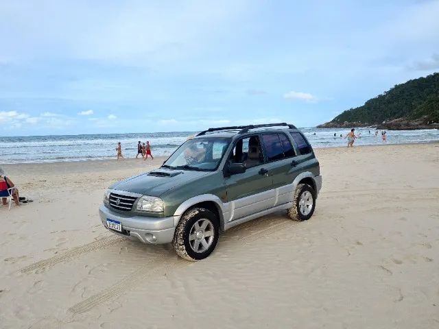 Suzuki Grand Vitara Grand Vitara 2.0 16V 4x2/4x4 5p Mec. 2001