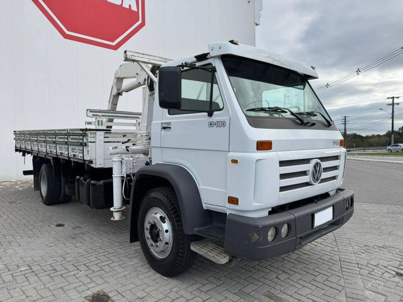 13-180 E WORKER REDUZIDO COM MUNCK VW 13180 BRANCA 2004/2004