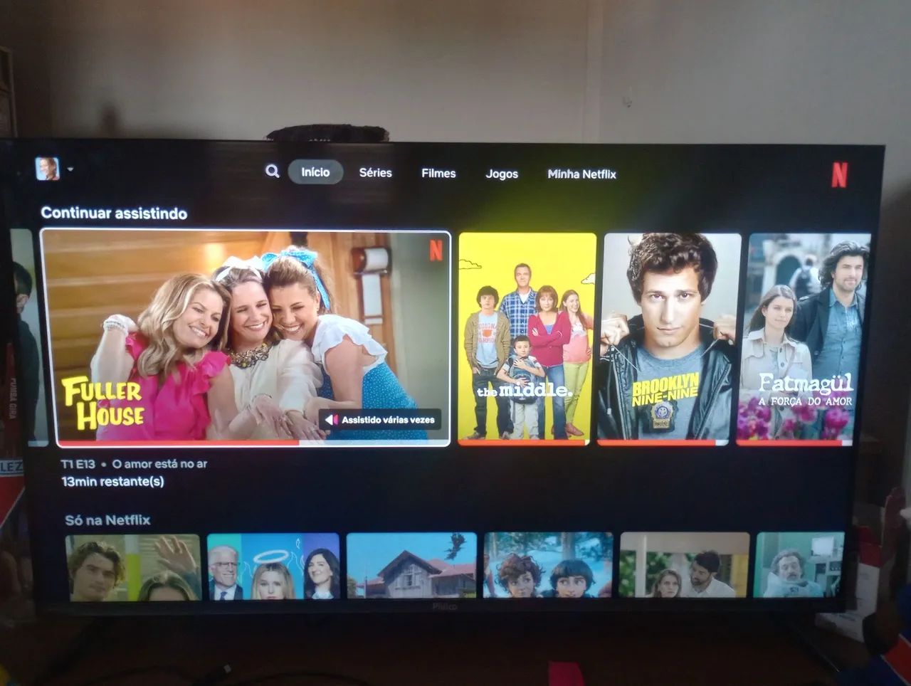 Tv Philco 40 polegadas nova com garantia estendida .1 mês de uso  - Foto 3