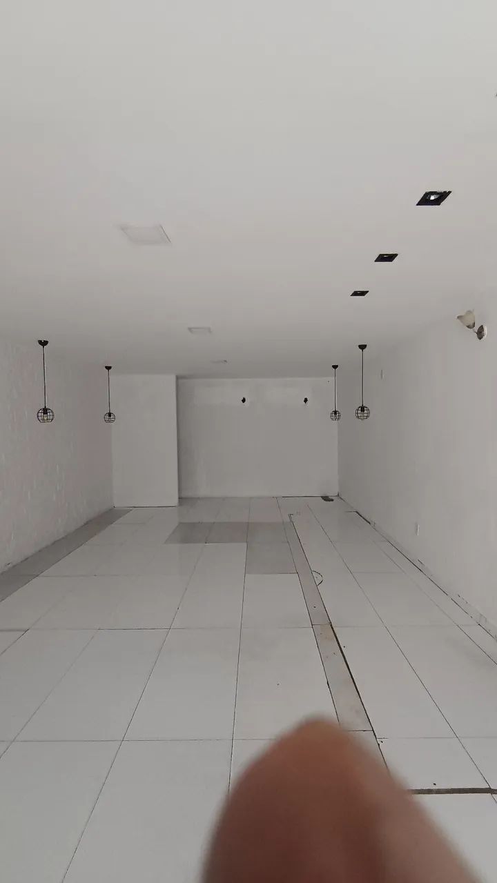 Ponto comercial 450m2. Av. Via láctea. Adrianópolis.