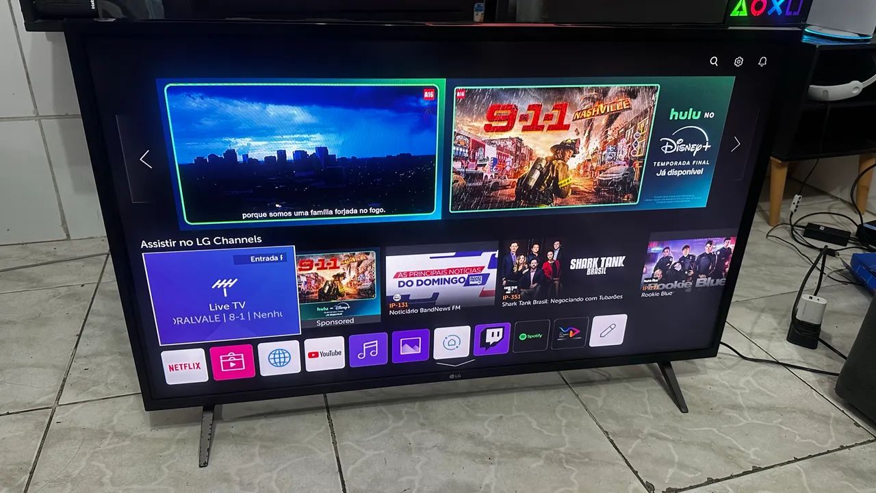 LG 43 smart Wi-Fi 