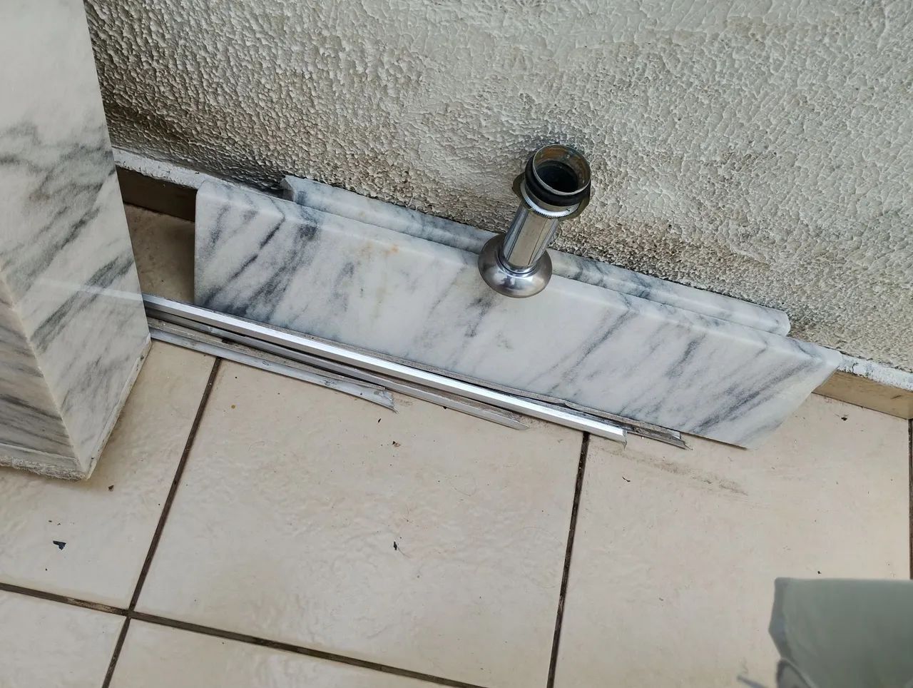 Pia completa e vaso sanitário  - Foto 5