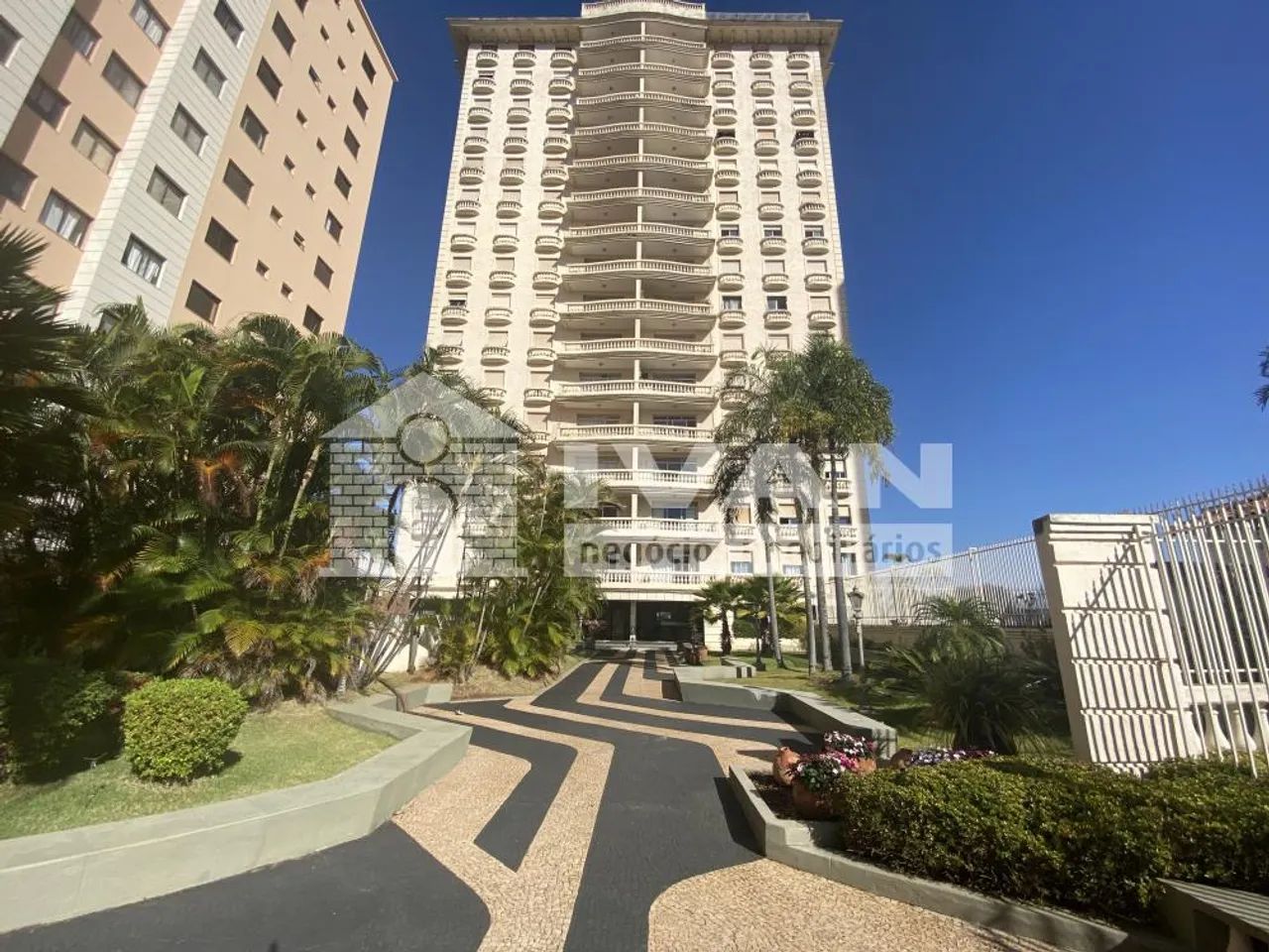 Apartamento à venda no Centro - Foto 2