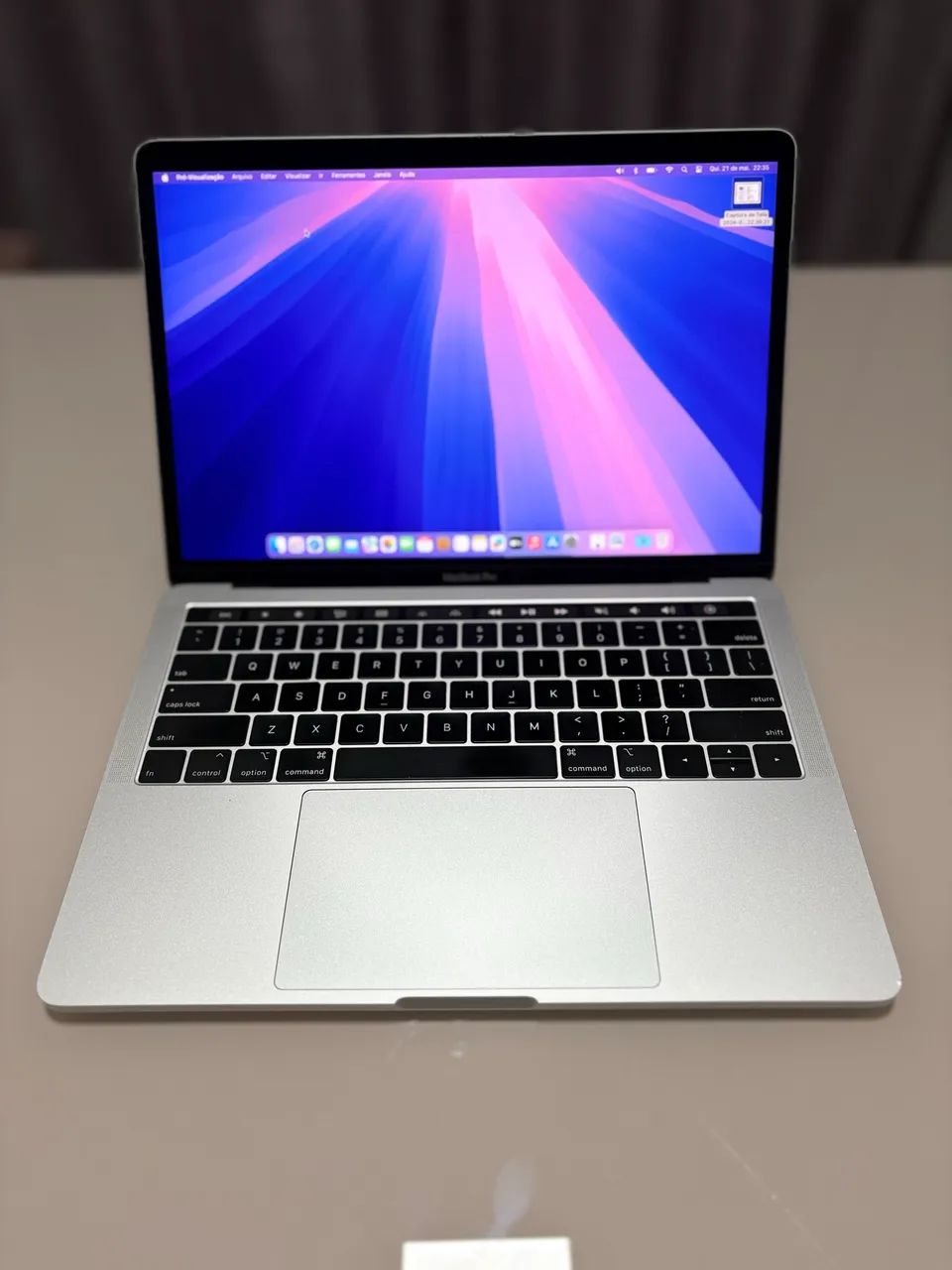 MacBook Pro 2018 13インチ i5 16GB / 512GB MacBook Pro 13 i5 16GB 512GB SSD Cinza