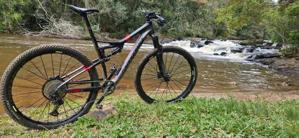 Bicicleta Carbon Full Suspension 29" - Foto 2