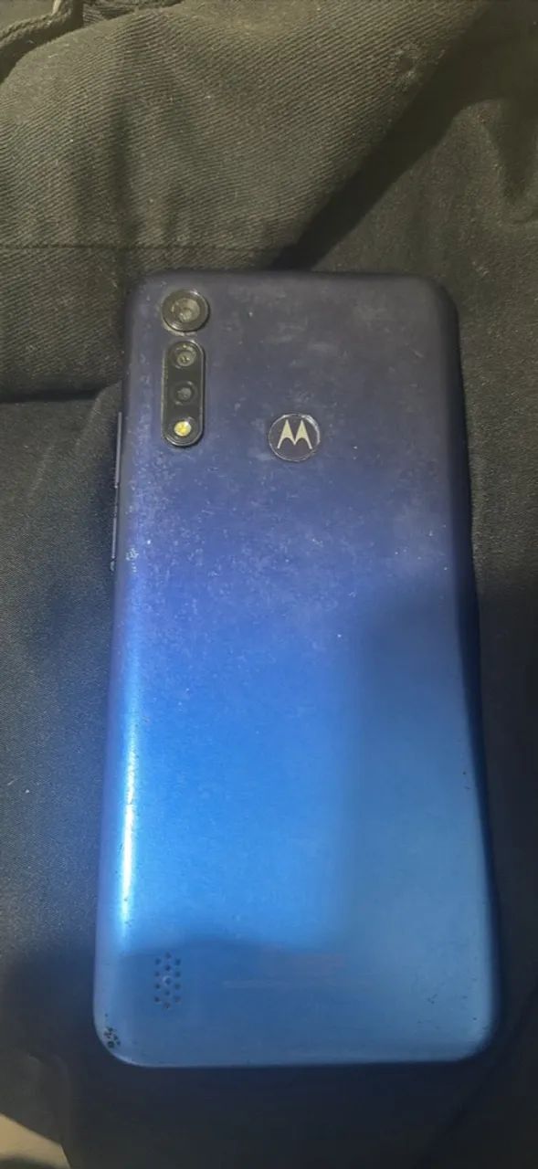 Celular moto g7 com carregador - Foto 2