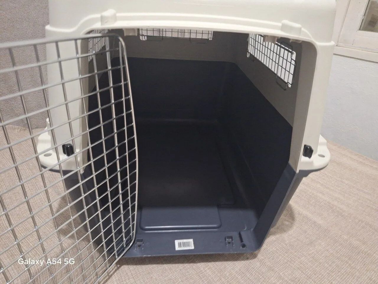 Caixa Padrão Internacional Transporte Aéreo Cães e Gatos ( Padrão IATA) - Como nova - Foto 5