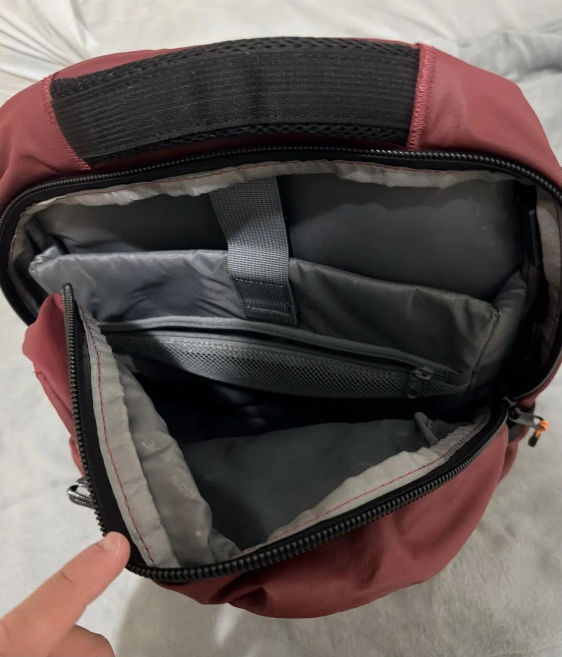 Mochila Samsonite Bordô - Nunca usada  - Foto 4