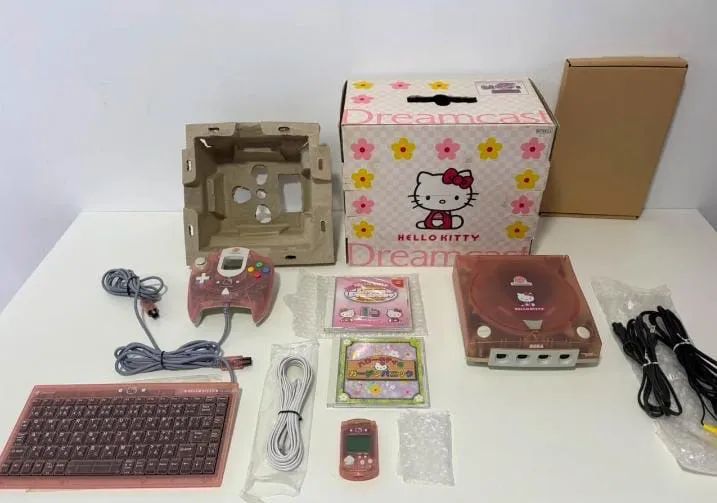 Sega Dreancast Hello Kitty 