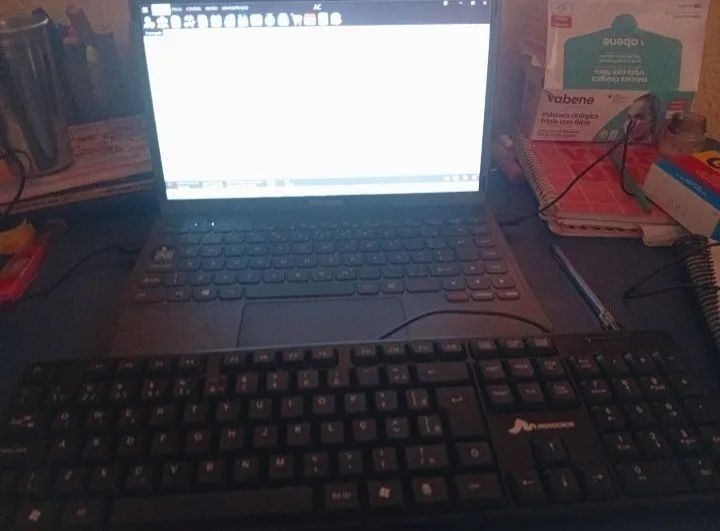 VENDO NOTEBOOK POSITIVO MOTION - USADO - Foto 2