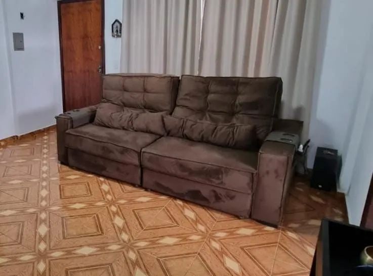 Sofá 4 lugares