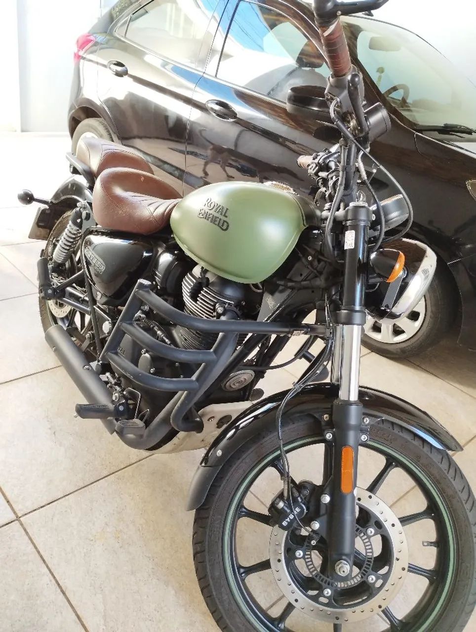 Meteor 350 - Foto 4
