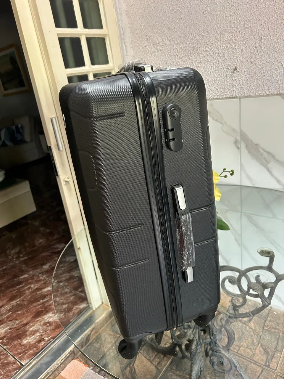 Vende - se mala de viagem (NOVA) - Foto 3