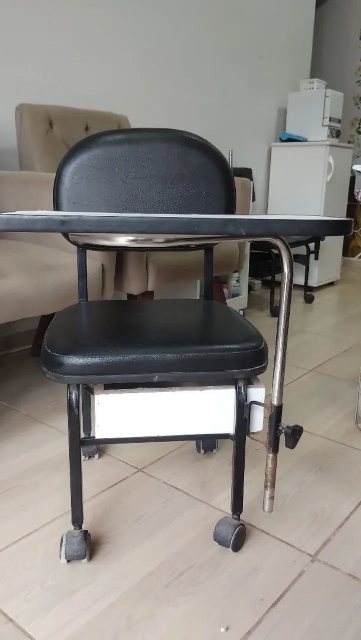 Cadeira de manicure 