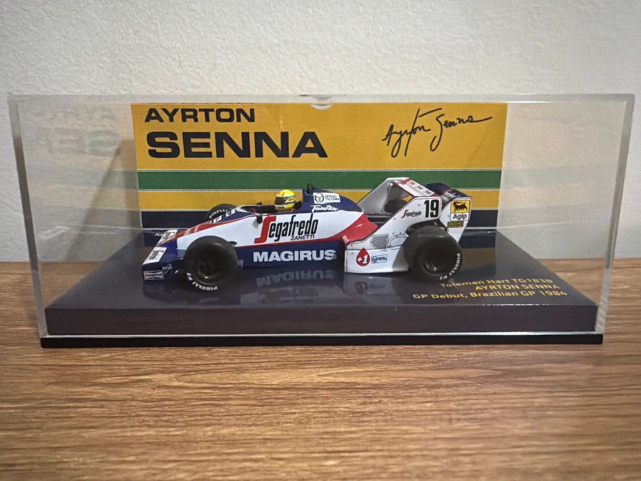 Ayrton Senna 1:43 F1 Minichamps Toleman Hart TG 183B 1984