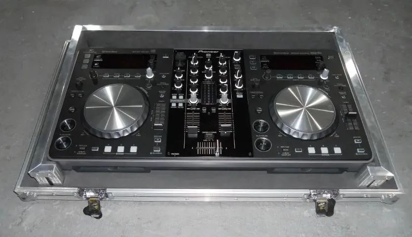 Controladora Pioneer Dj Xdj-r1 Com Case Profissional (Usado) - Foto 3