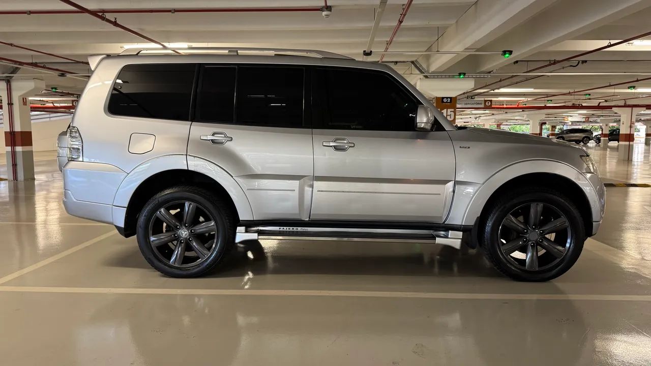Mitsubishi Pajero 2010
