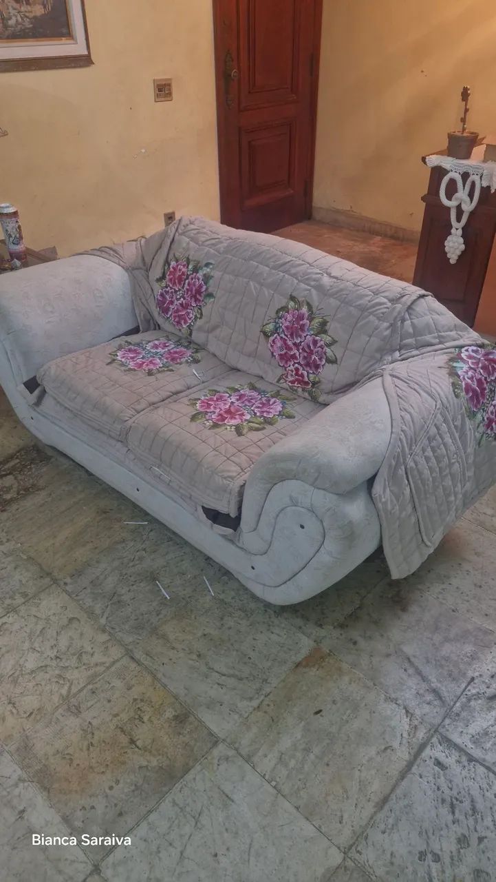 Sofá 2 Lugares Elegante e Confortável  - Foto 2