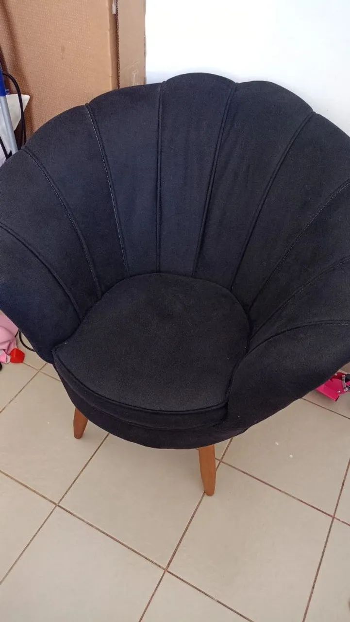 Maca, mocho, luminária e todos os materiais para cilios e sobrancelhas  - Foto 5