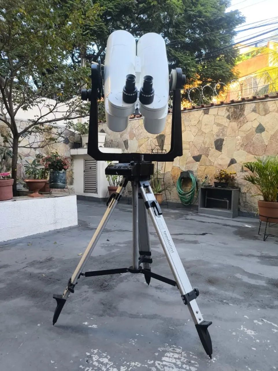 Binóculo telescópio gigante objetiva com 150mm e 28x e 44x, com ou sem tripé - Foto 3