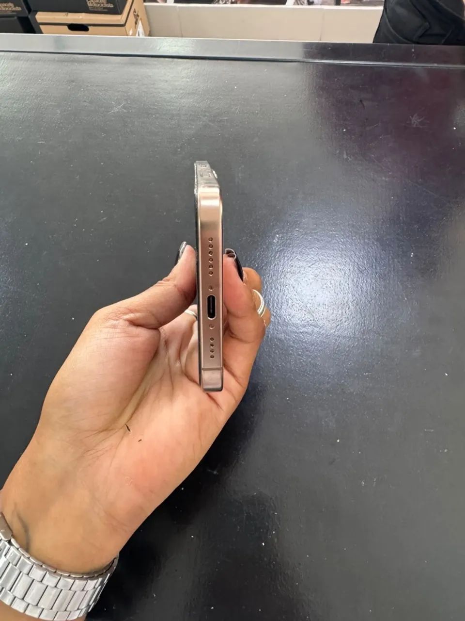 iPhone 16 pro max  - Foto 3