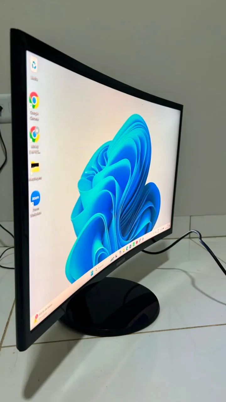 Monitor Samsung Curvo 24 polegadas - Foto 2