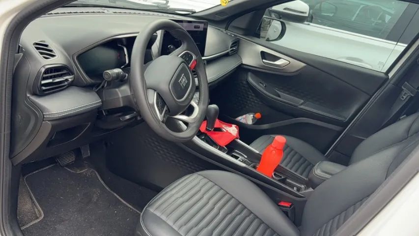 Fiat Fastback Impetus 1.0 200 T. Flex AUT 2025 - Foto 2