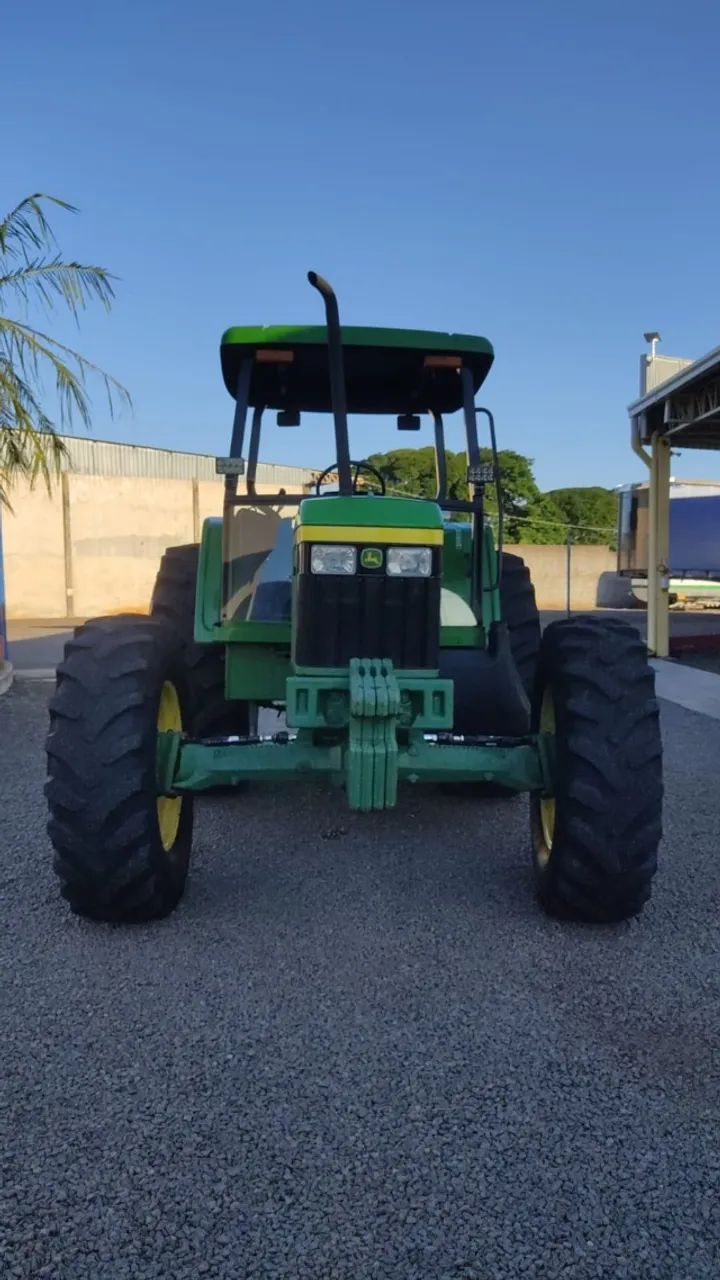 TRATOR JHON DEERE 6300 4x4 - Foto 3