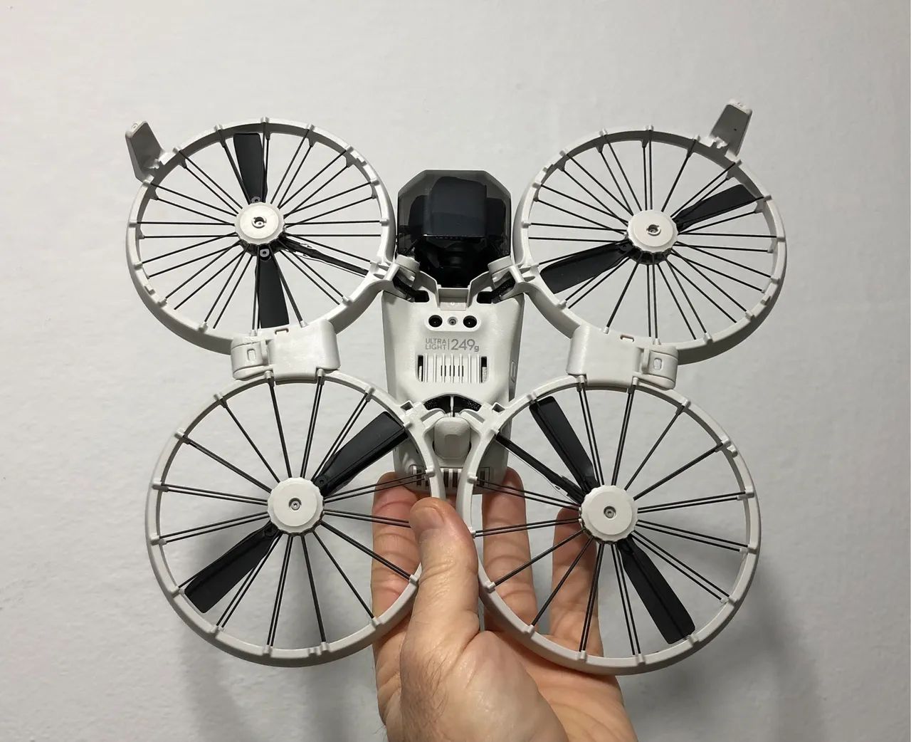 Dji Flip semi novo. Com controle de tela e duas baterias ?  - Foto 3