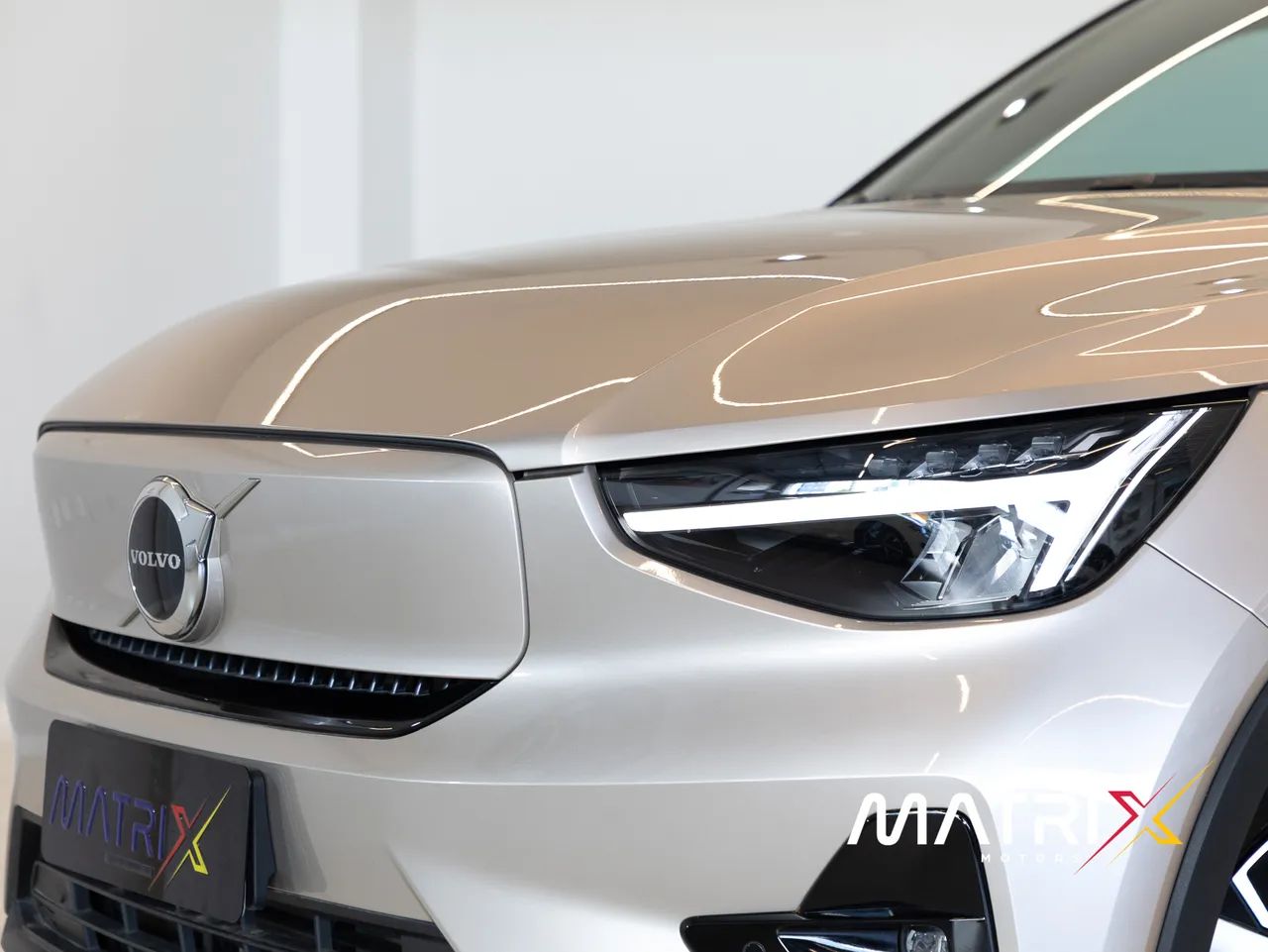 Volvo XC40 Recharge Plus (elétrico) 2024 - Foto 5