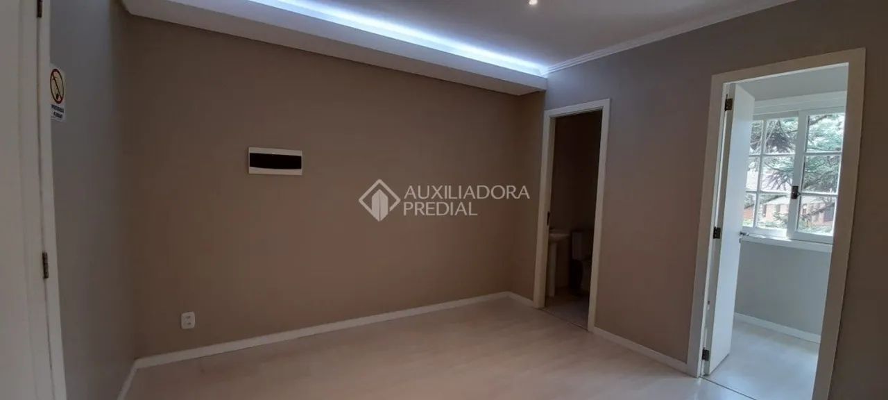 Excelente sala comercial no centro de Gramado - Foto 4
