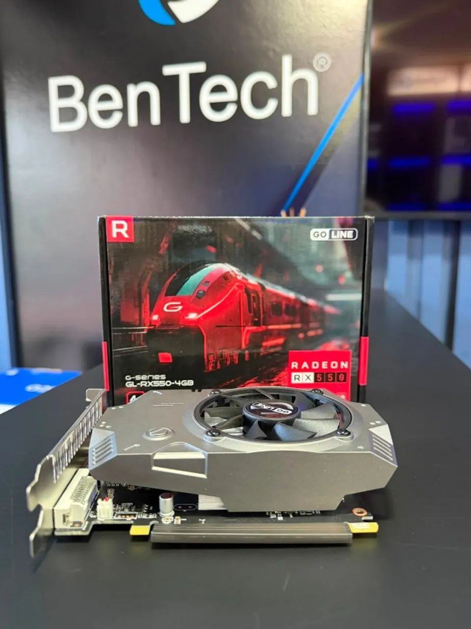Placa de Video RX 550 4gb NOVA - Foto 2