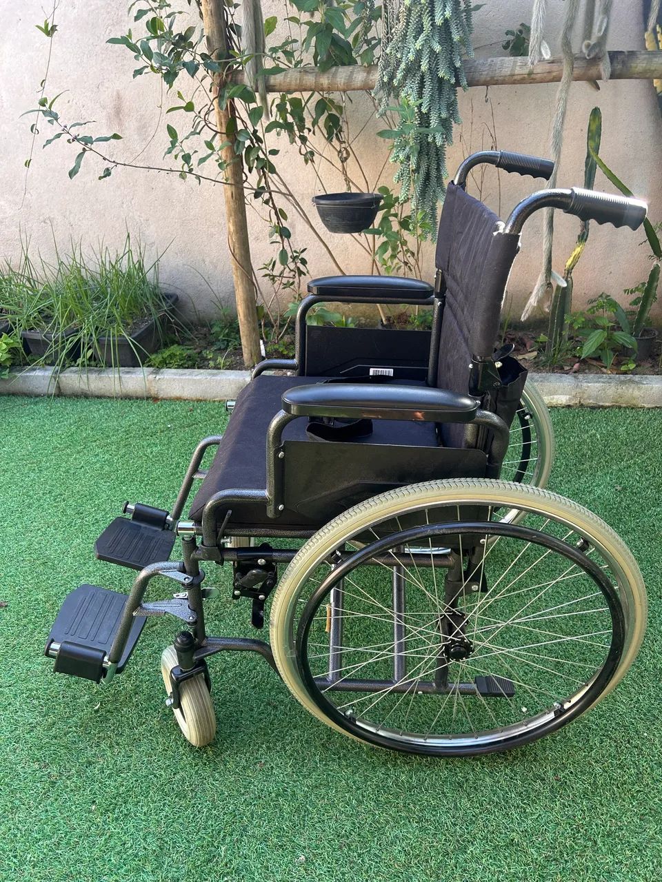 Cadeira de rodas Dellamed D400 (Acento 50cm)