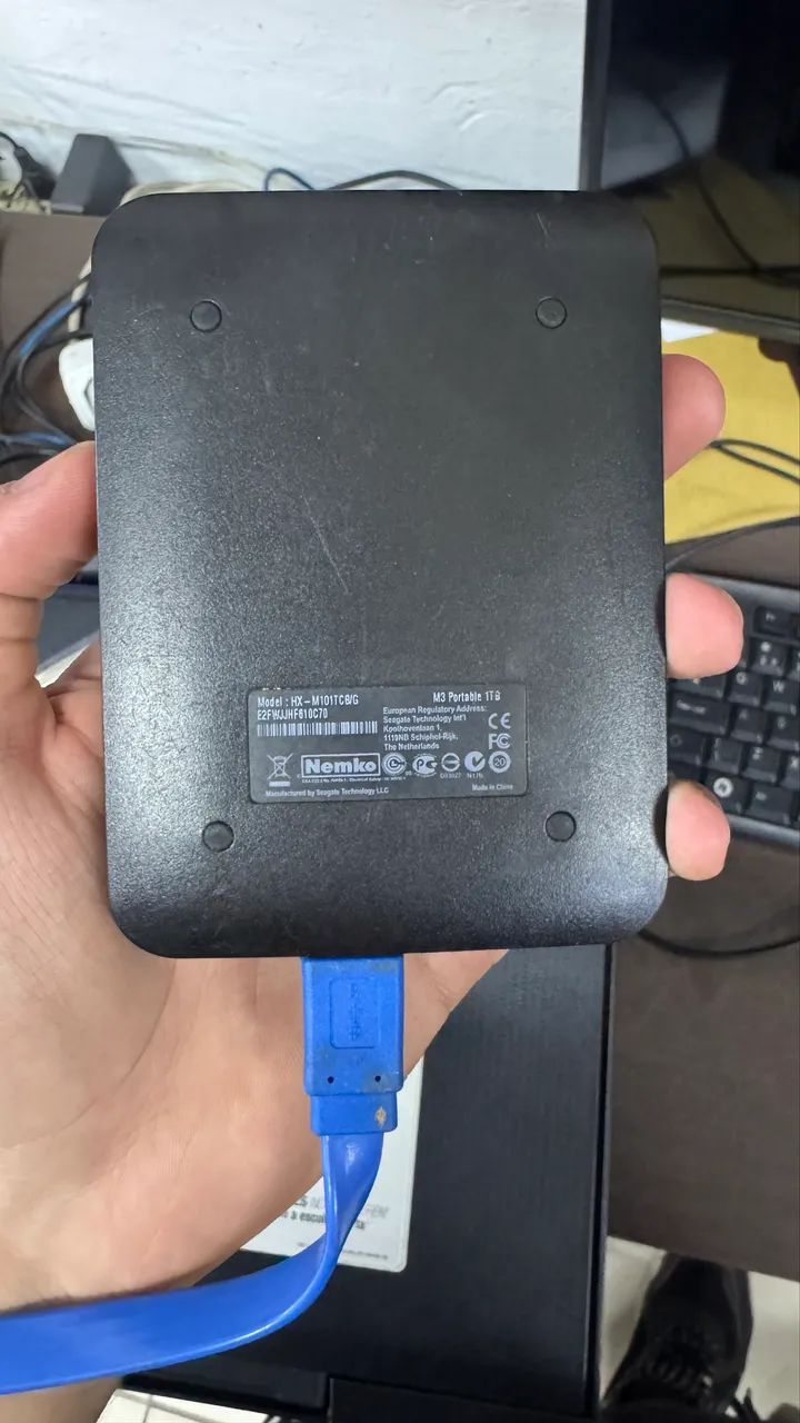 Hd externo 1Tb com case
